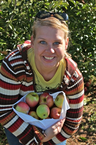 Apple Picking at Mercier Orchards in Blue Ridge, GA - road trips from atlanta