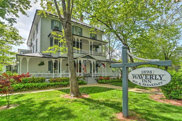 1898 Waverly Inn 