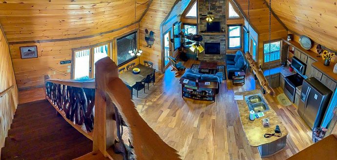 Woodhaven Retreat Cabin Panorama