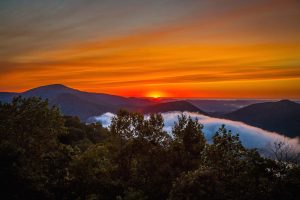 Sunrise on the Blue Ridge Mountains in Black Rock Mountain State Park