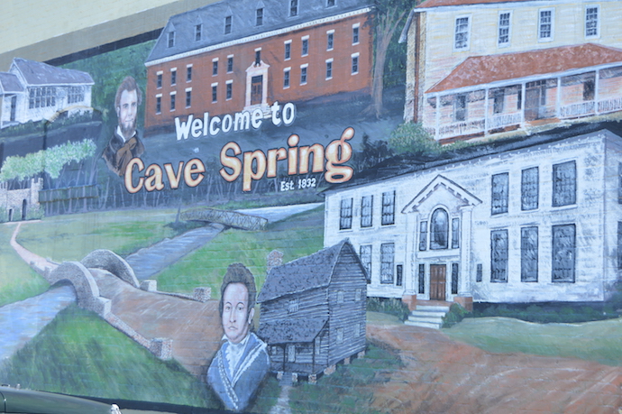 Cave Spring GA Mural - towns in north georgia