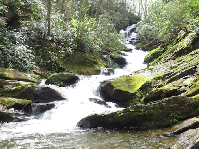 How to Get to Crabtree Falls - Roaring Fork Falls