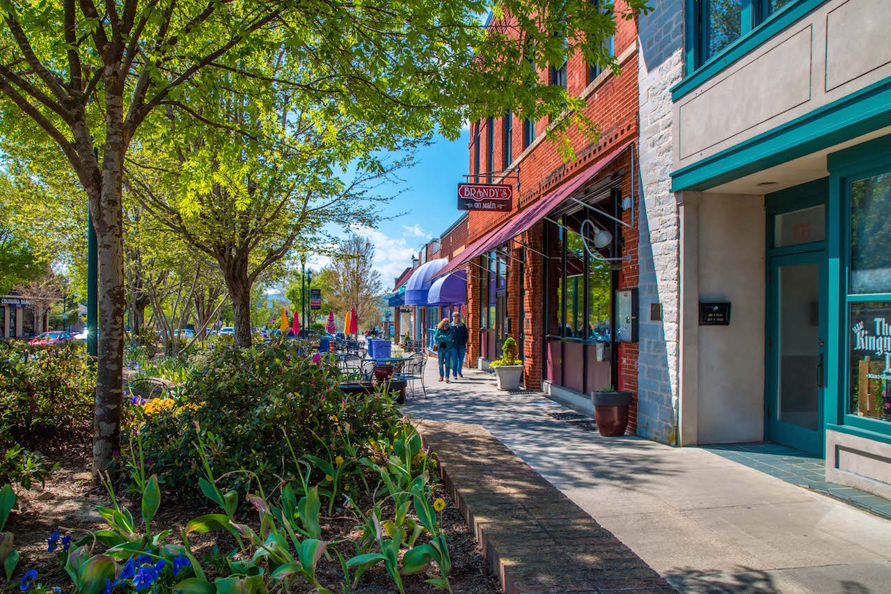 The 20 Best Things to Do in Hendersonville NC for 2023