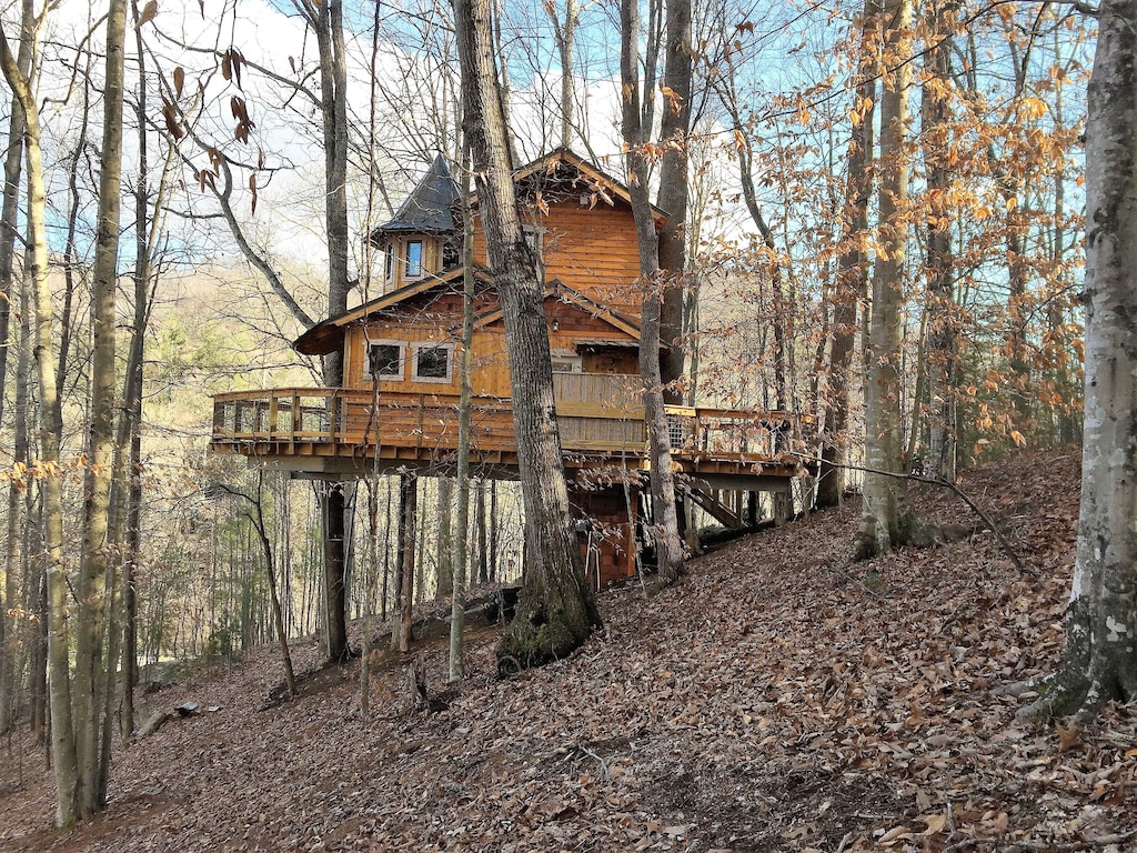 America's Smallest Castle