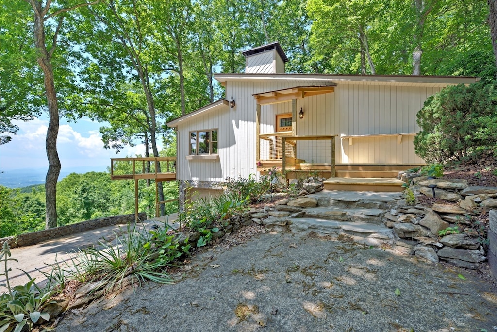 Town Mountain Treehouse
