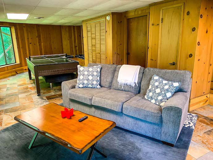 Helen GA Roundhouse Cabin Game Room