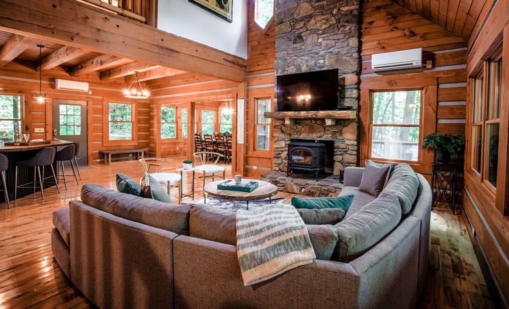 Hidden Cove Cabin - cabins near asheville nc