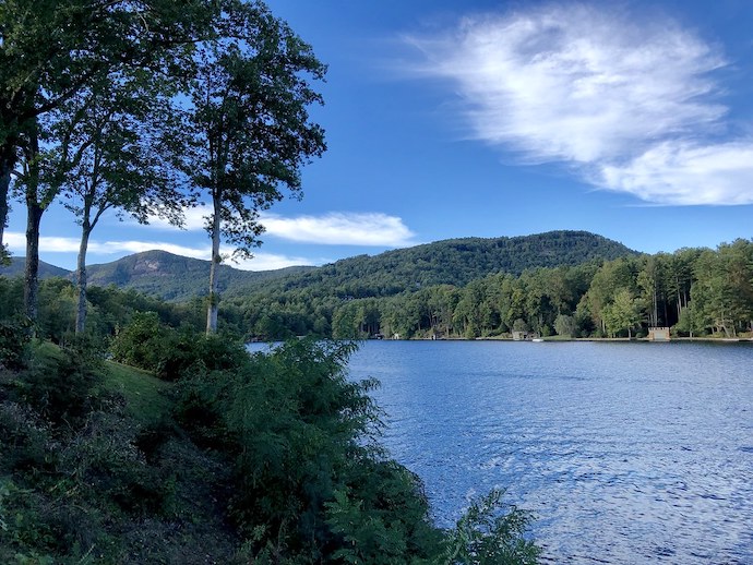 Best Lakes NC - Lake Toxaway