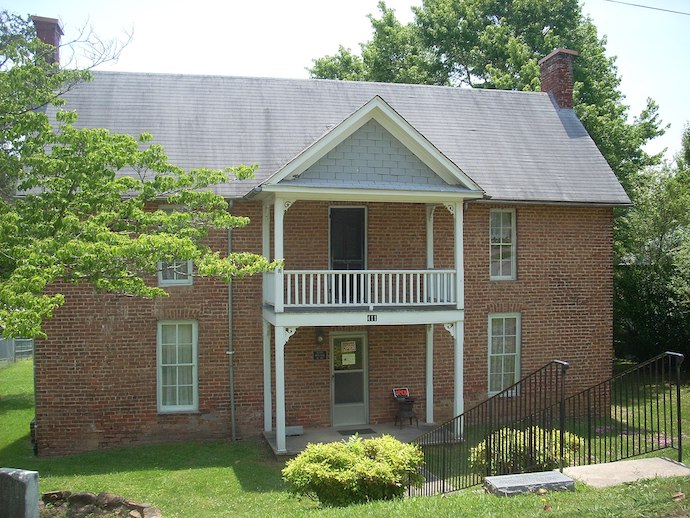 Fannin County Heritage Foundation Baugh House Museum in Blue Ridge GA