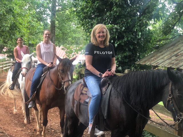 Sunburst Stables - horseback riding in Helen Georgia