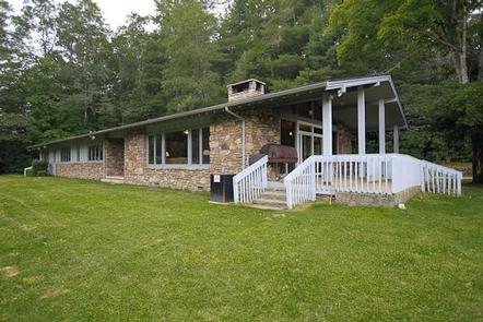 Balsam Lake Lodge -Nantahala National Forest Camping