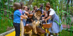 The Scarecrow & Dorothy at the Land of Oz