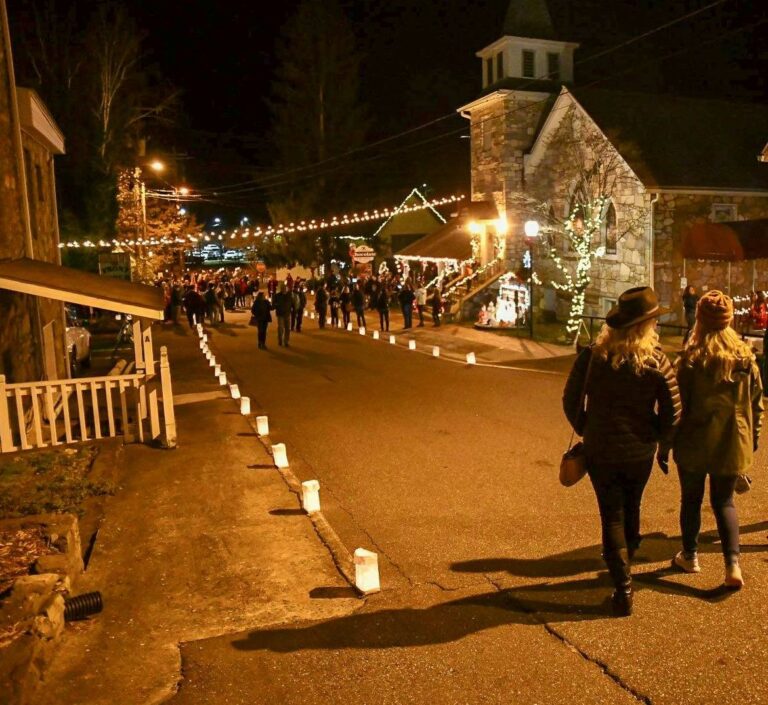 The 20 Best Places to Celebrate Christmas in NC