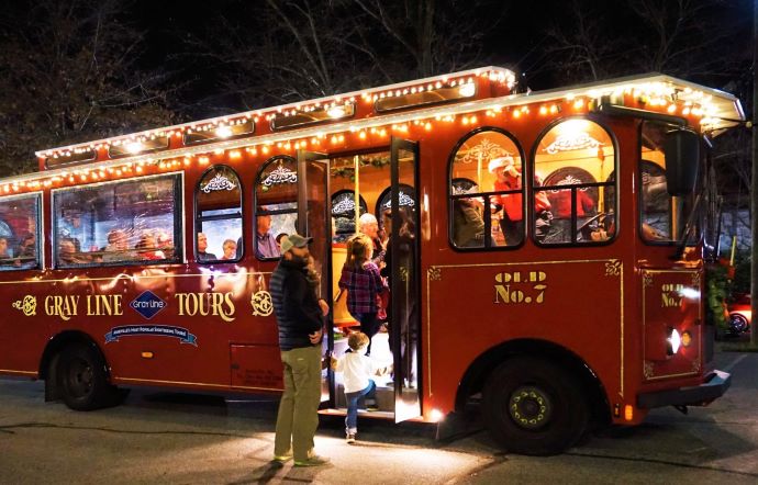 Grayline Asheville Holly Jolly Trolley