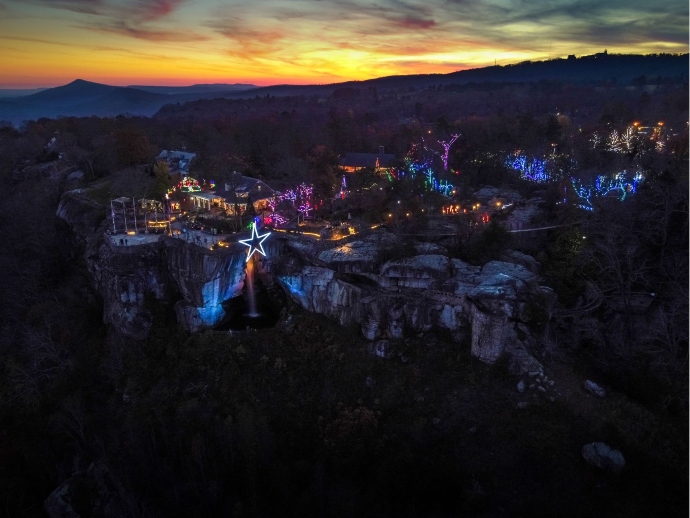 Lookout Mountain GA, Christmas town in GA