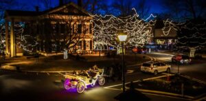 Horse Drawn Carriage Rides in Dahlonega GA for Old Fashioned Christmas