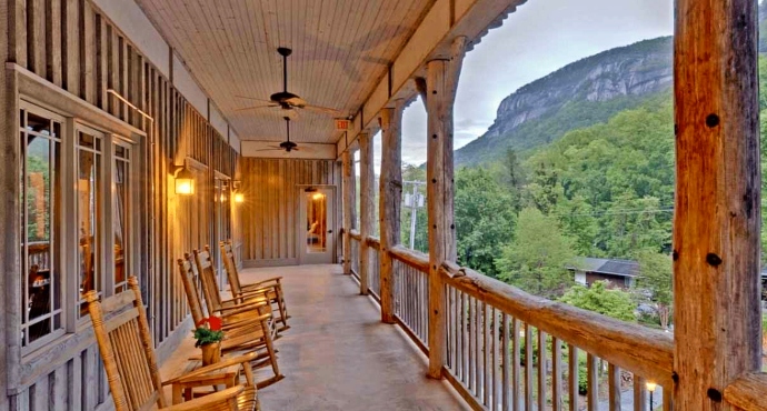 Luxury resorts in North Carolina - The Esmeralda Inn Chimney Rock NC