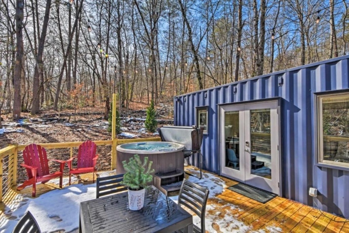 The Container at Camp Toccoa, hotels near Blue Ridge GA