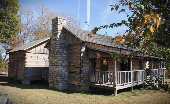The Bell Family Cabin in Adams Tennessee (Replica of 1805 cabin