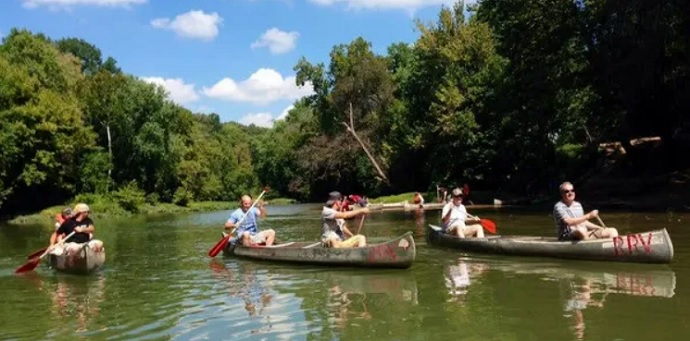 Red River Canoe, Adams TN 