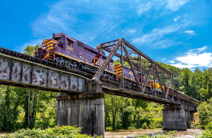 Train Tressel Crossing - Tuckasegee River Excursion GSMR