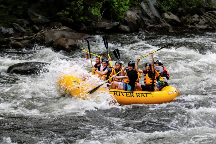 Upper Pigeon River rafting TN