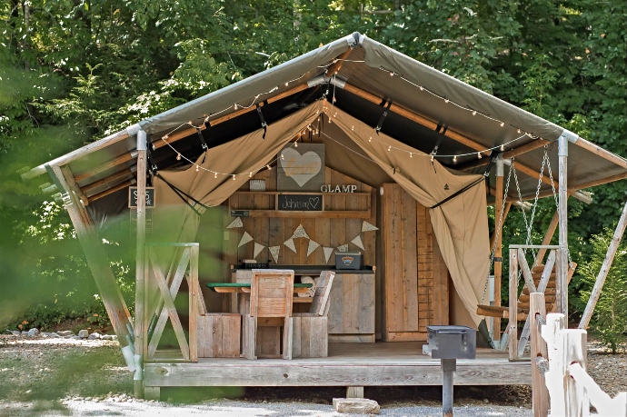 Campgrounds Near Gatlinburg TN - Camp LeConte Luxury Outdoor Resort