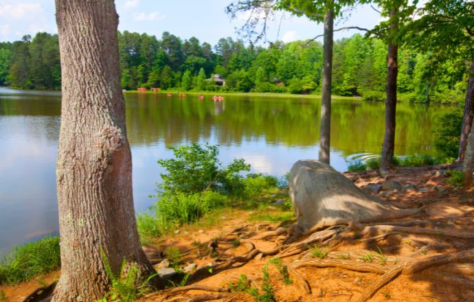 hiking trails in North Carolina - Lake Norman NC