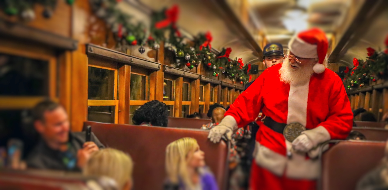 The 7 Best Train Rides for Christmas in the Blue Ridge Mountains Blue