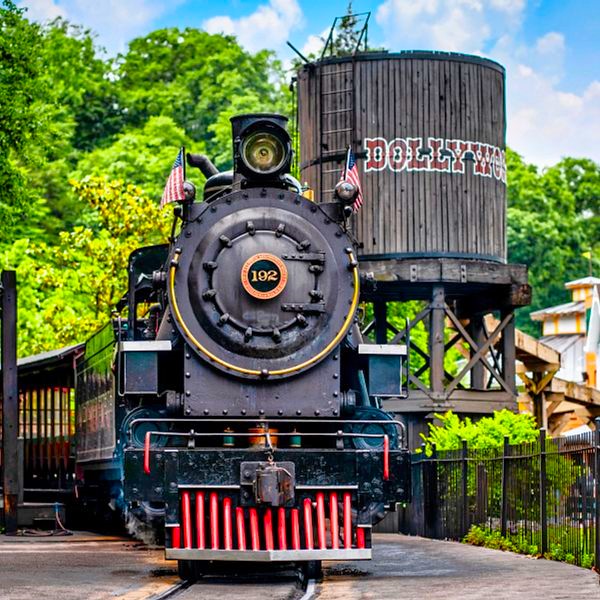 Dollywood train Christmas TN