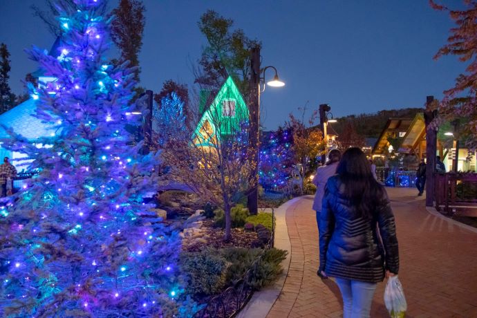 Christmas in Gatlinburg TN - Anakeesta Christmas