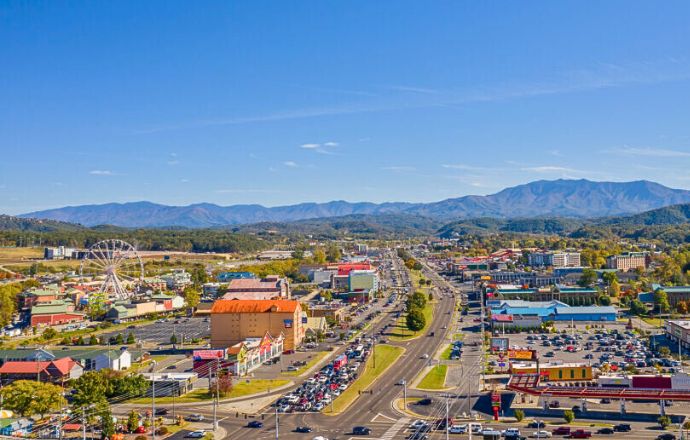 TN Towns near Smoky Mountains - Pigeon Forge TN