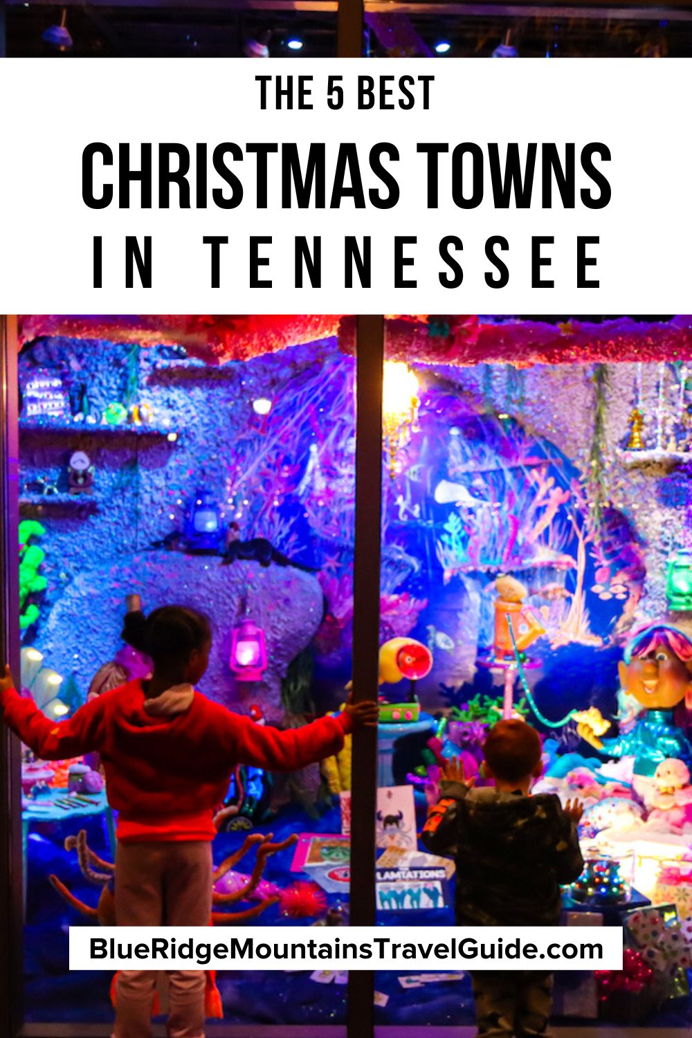 The 5 Best Christmas Towns in Tennessee to Visit for the holidays, including an overview of all their most popular Christmas events.