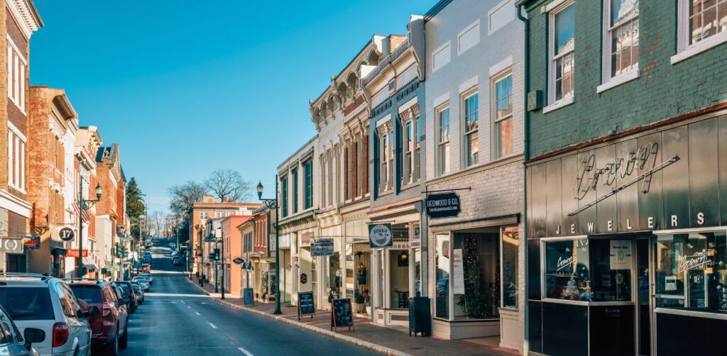 The 10 Best Small Towns in Virginia to Visit - Blue Ridge Mountains ...