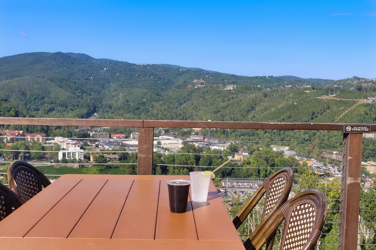 The 10 Best Restaurants in Gatlinburg TN to Visit Blue Ridge