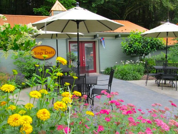 Places to eat on Blue Ridge Parkway - The Gap Deli