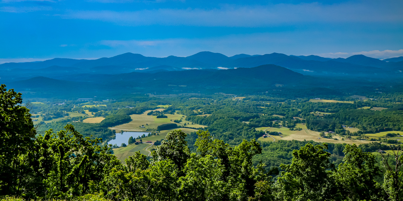 Rockfish Valley Parking Overlook (MP 1.5)