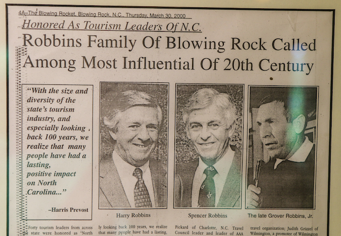 Robbins Family Photos at the Blowing Rock in Blowing Rock NC