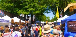 Virginia Fall Festivals - Crowds Explore the Arts and Crafts Booths